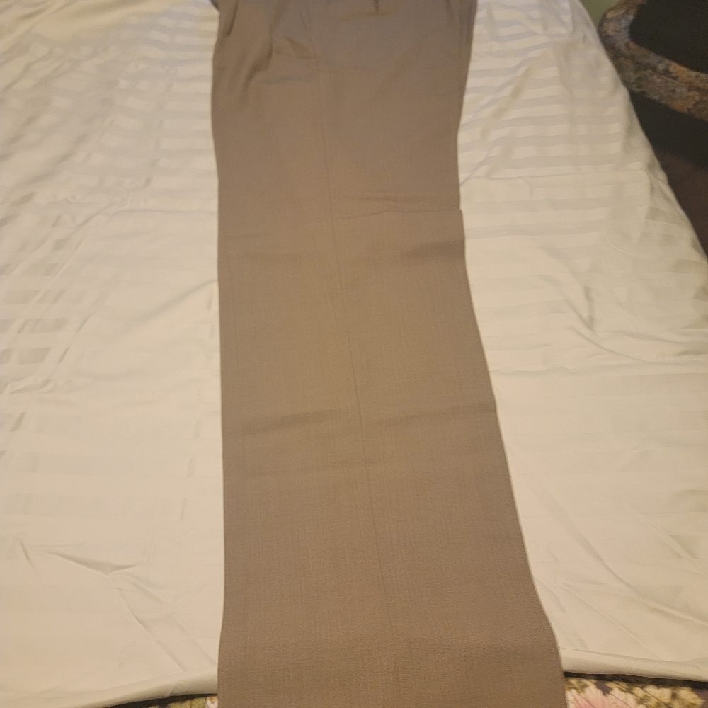 Nino Cerruti dress pants khaki style 38/32